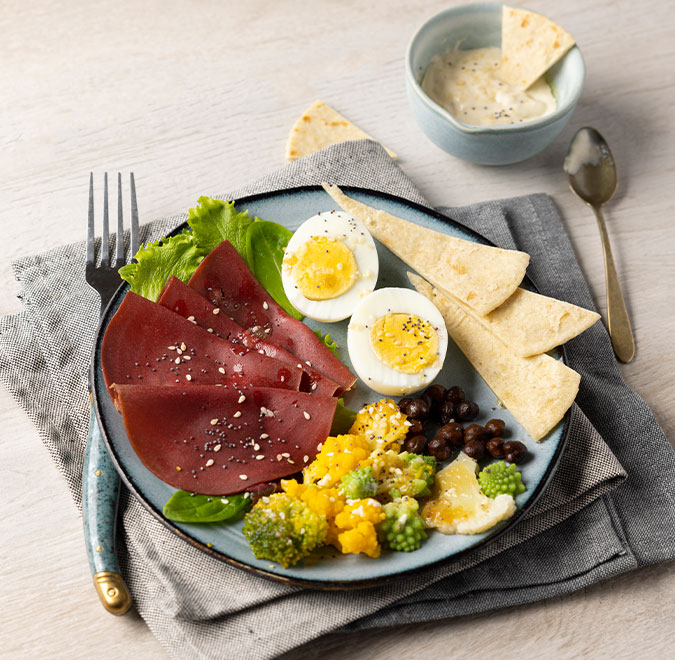 Winter bowl with Roman broccoli